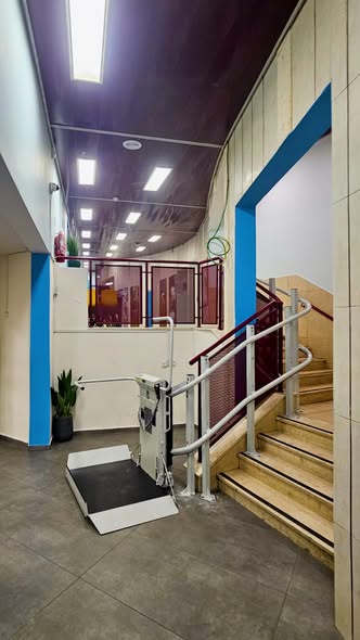 התקנת מעלון משופע משטח – דגם סטראטוס (STRATOS)