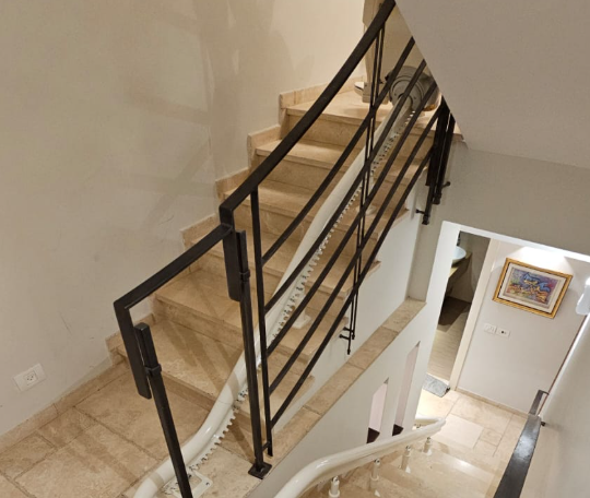 מעלון כסא ברעננה