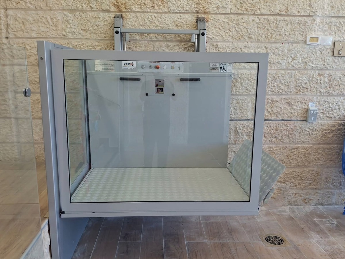 התקנת מעלון משטח ברמת רחל